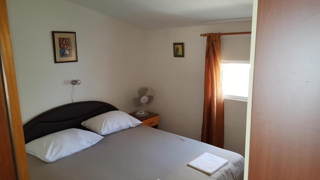 Apartments By The Sea Tucepi, Makarska - 2699 Ngoại thất bức ảnh