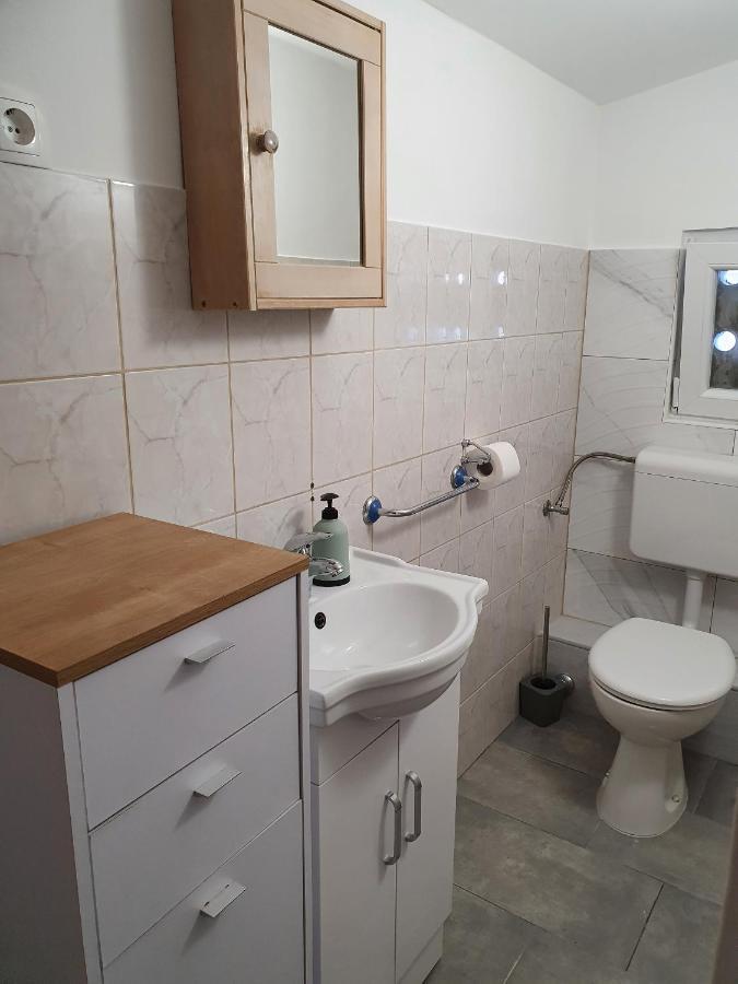 Apartments By The Sea Tucepi, Makarska - 2699 Ngoại thất bức ảnh
